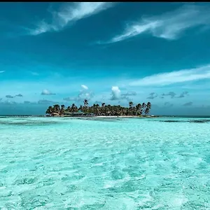 By -top Location San Andres- San Andrés
