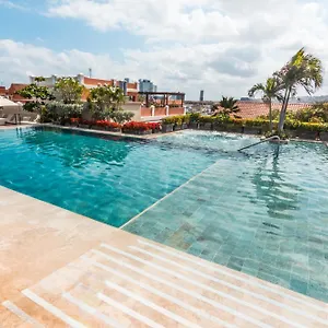 https://bastion-luxury.cartagena-hotels.org